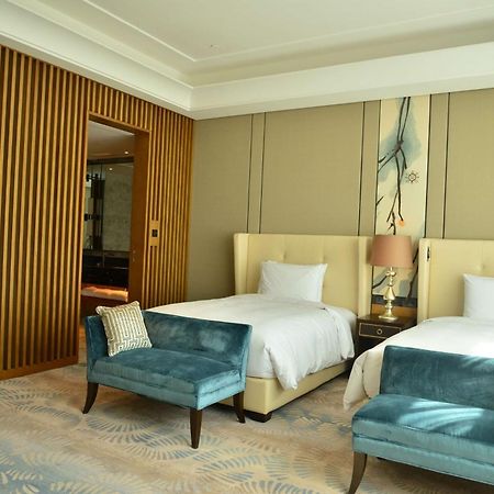 Hilton Urumqi Exterior photo