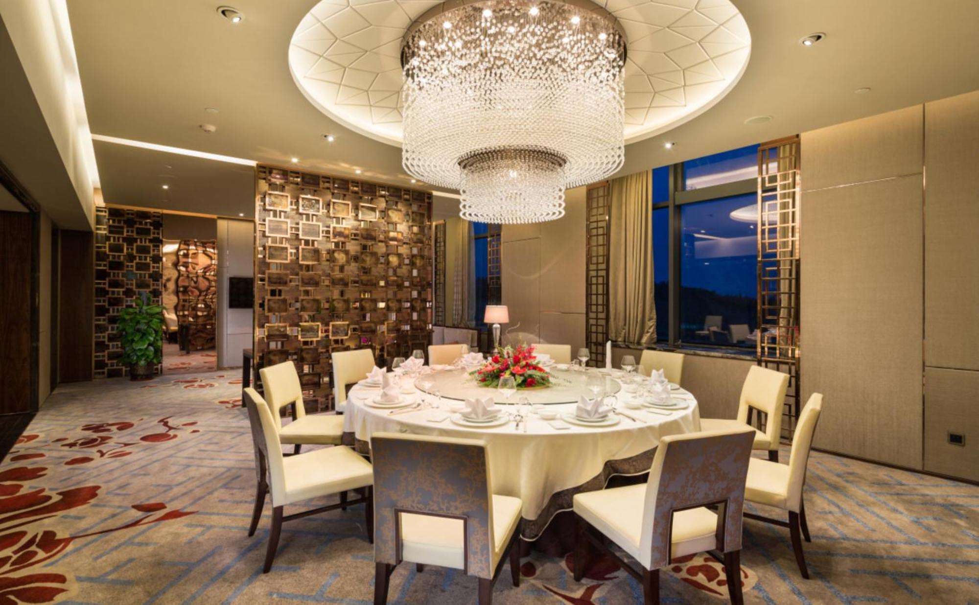 Hilton Urumqi Exterior photo
